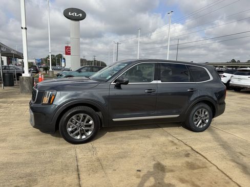 Used 2024 Kia Telluride LX image 27