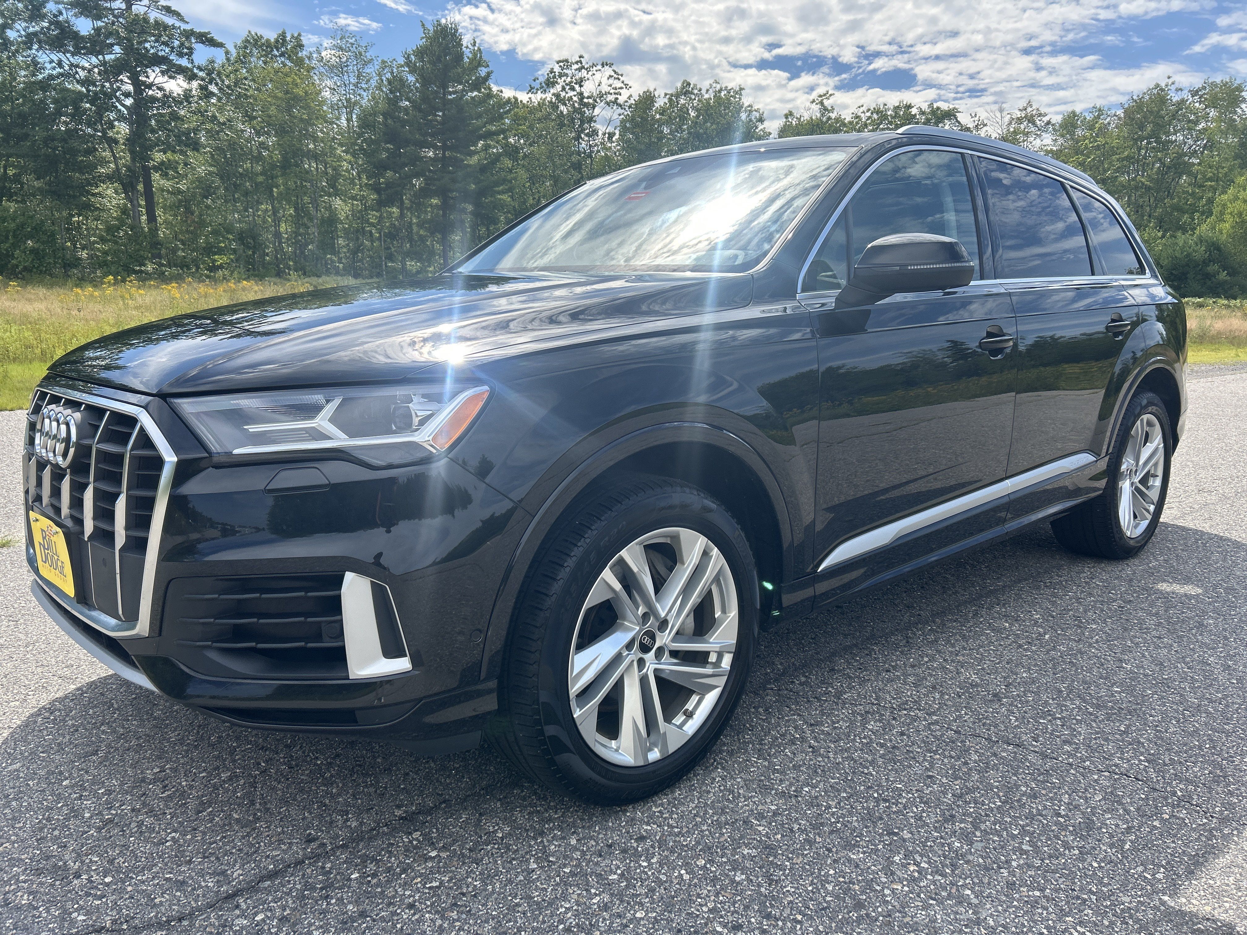 Used 2022 Audi Q7 3.0T Premium w/ Convenience Package AWD/4WD image 1