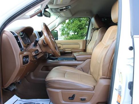 Used 2023 RAM 2500 Limited AWD/4WD image 15