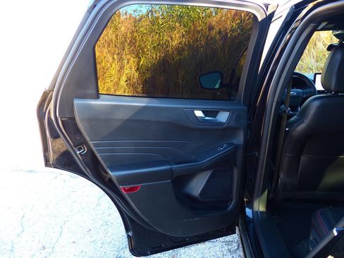 Used 2025 Ford Escape ST-Line Select w/ Tech Pack #1 image 36