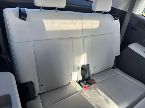 Used 2024 Hyundai Santa Fe Calligraphy image 15