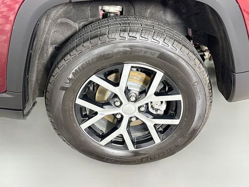 Used 2025 Jeep Grand Cherokee Limited w/ Trailer Tow Package image 26