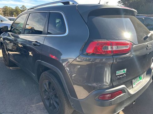 Used 2016 Jeep Cherokee Limited image 4