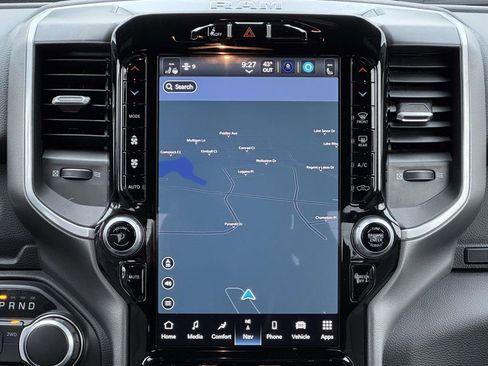 Used 2024 RAM 2500 Big Horn w/ Safety Group image 3