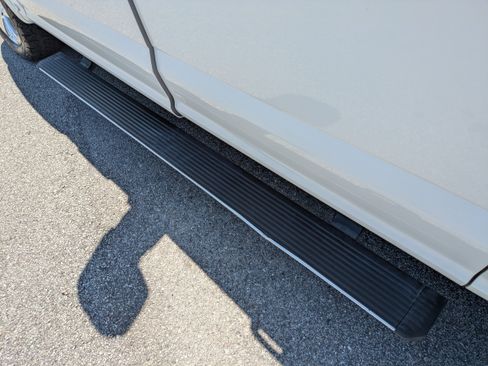 Used 2015 Ford F150 Platinum w/ Equipment Group 701A Luxury image 13