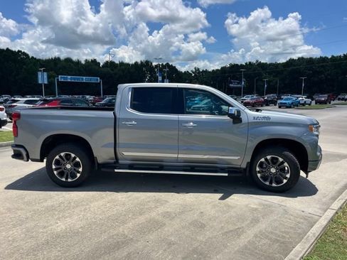 New 2026 Chevrolet Silverado 1500 High Country w/ Technology Package AWD/4WD image 13