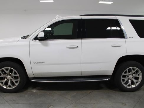 Used 2017 GMC Yukon SLE w/ SLE Value Package RWD image 6