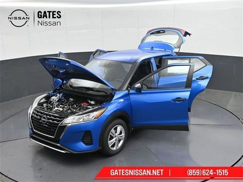 New 2025 Nissan Kicks Play S image 47