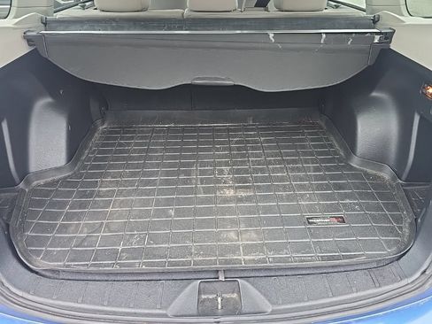 Used 2015 Subaru Forester 2.5i Premium w/ All-Weather Package AWD/4WD image 10