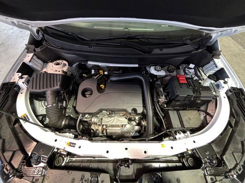 Used 2025 Chevrolet Equinox LT image 35