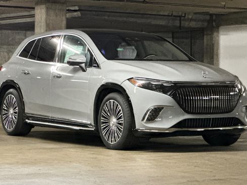 New 2025 Mercedes-Benz Maybach EQS 680 4MATIC image 6