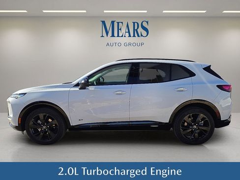 Used 2025 Buick Envision Sport Touring image 3