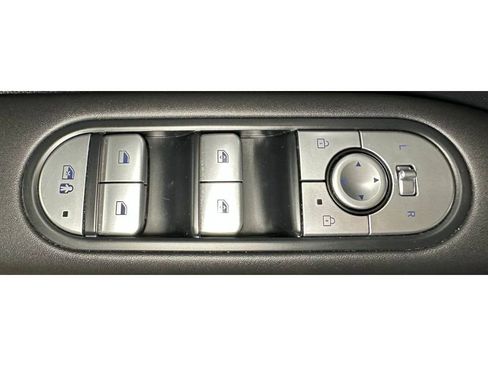 Used 2024 Hyundai Ioniq 5 SEL image 35