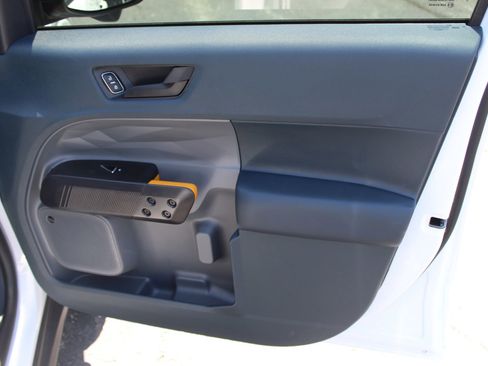 Used 2025 Ford Maverick Tremor AWD/4WD image 13