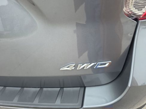 Used 2023 Ford Explorer XLT w/ Equipment Group 202A image 13