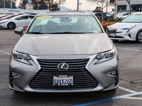 Used 2017 Lexus ES 350 ES 350 w/ Navigation System Package image 18