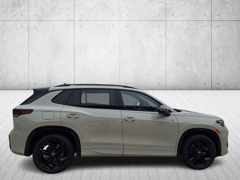 New 2026 Volkswagen Tiguan SE R-Line image 5