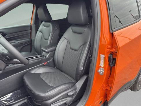 New 2026 Jeep Compass Latitude image 10