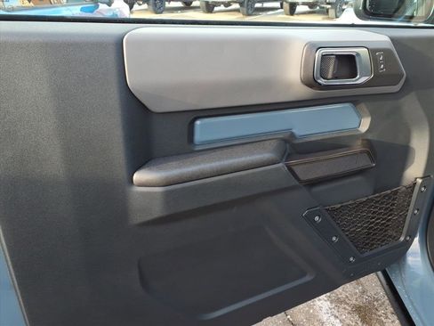Used 2024 Ford Bronco Black Diamond image 11