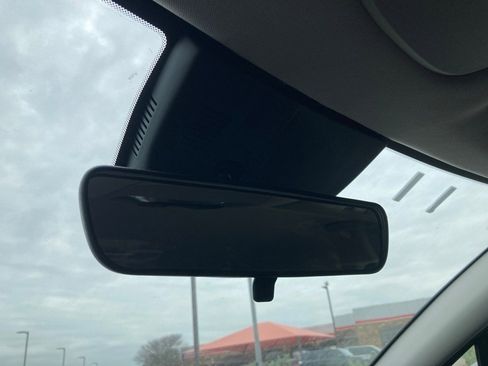 Used 2024 Kia Sportage LX image 24