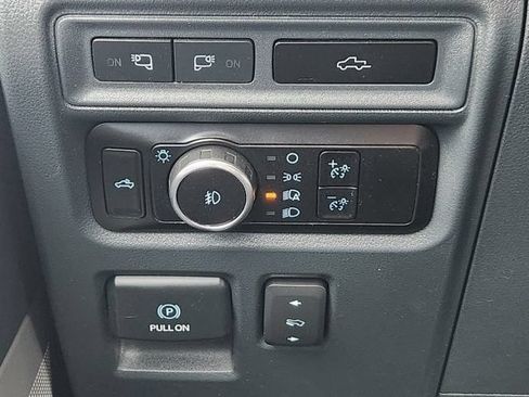 Used 2023 Ford F150 Lariat AWD/4WD image 19