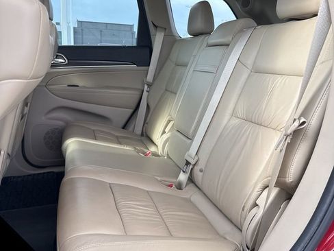 Used 2014 Jeep Grand Cherokee Limited image 22