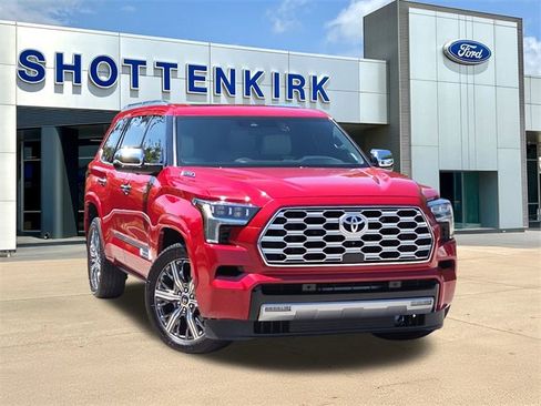 Used 2023 Toyota Sequoia Capstone image 1