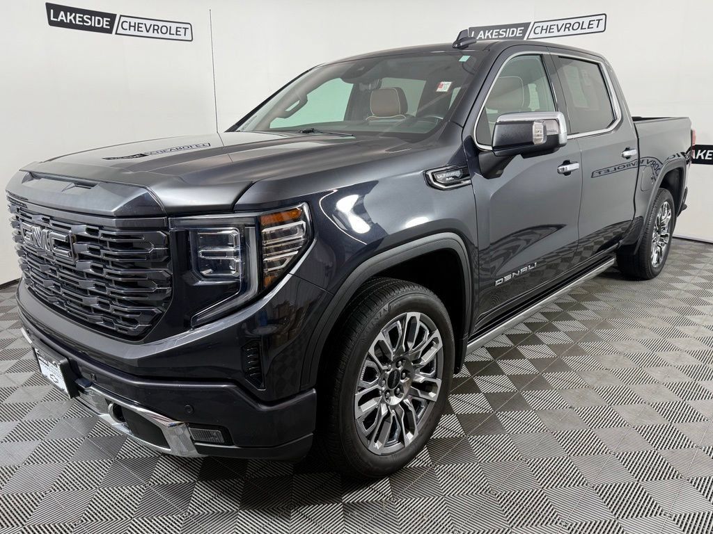 Used 2023 GMC Sierra 1500 Denali Ultimate AWD/4WD image 2