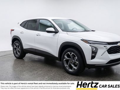 Used 2025 Chevrolet Trax LT