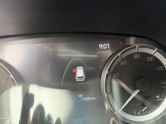 Used 2023 Toyota Highlander XLE FWD video 1