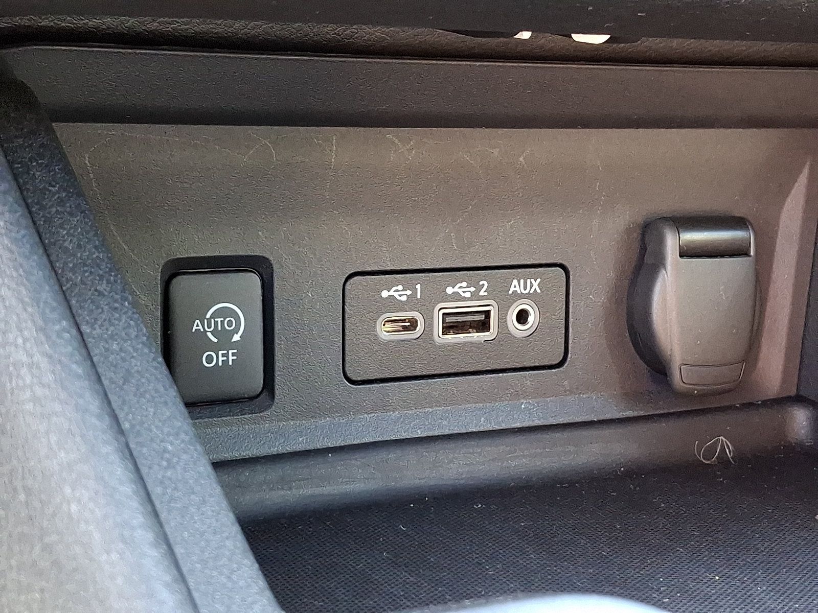 Certified 2024 Nissan Sentra SV w/ All-Weather Package FWD image 22
