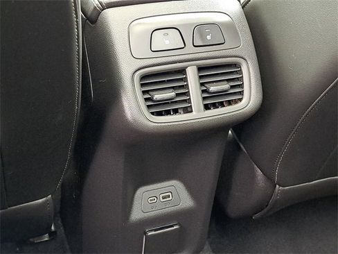 Used 2021 Buick Envision Avenir w/ Technology Package II image 25