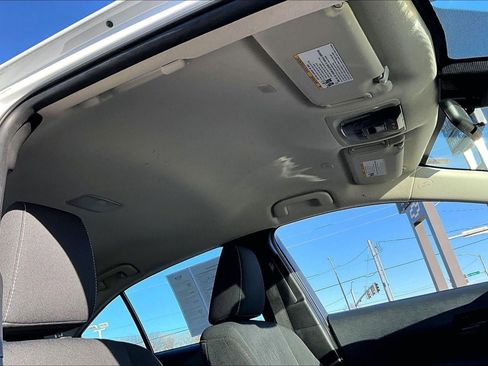 Used 2023 Toyota Corolla LE image 29