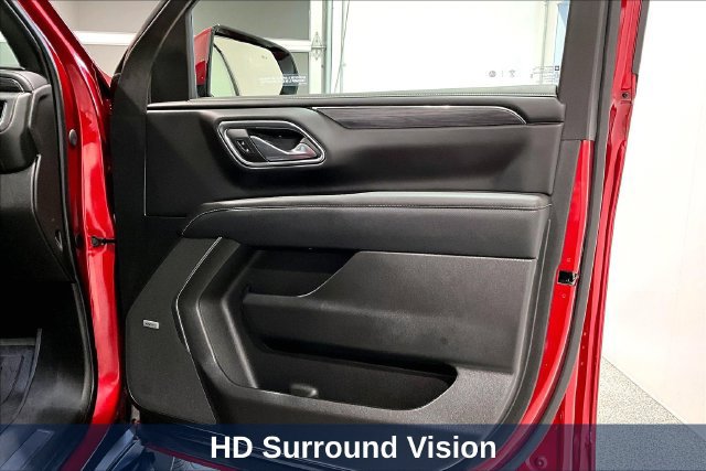 Used 2023 GMC Yukon XL SLT w/ SLT Luxury Package AWD/4WD image 38