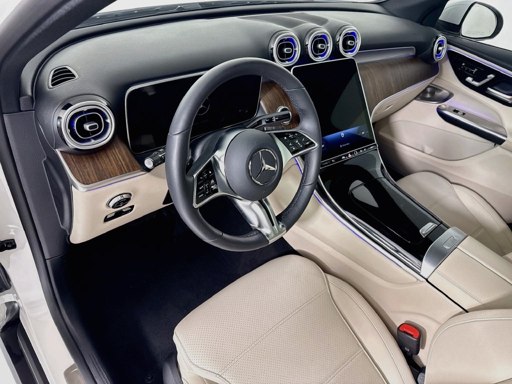 Certified 2026 Mercedes-Benz GLC 300 image 9