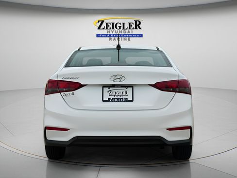 Used 2019 Hyundai Accent SEL FWD image 6