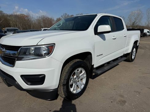 Used 2018 Chevrolet Colorado LT AWD/4WD image 9