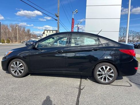 Used 2017 Hyundai Accent Value Edition image 3