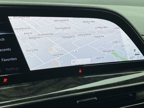 Used 2021 Cadillac Escalade Premium Luxury w/ Driver Assist Tech Package image 6