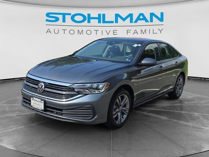 Certified 2023 Volkswagen Jetta SE w/ Panoramic Sunroof Package