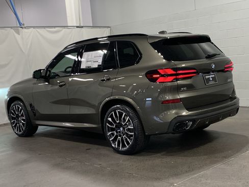 Used 2026 BMW X5 M60i AWD/4WD image 6