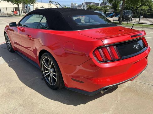 Used 2017 Ford Mustang Premium image 7