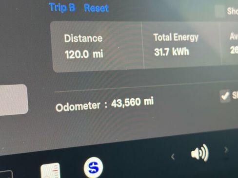 Used 2023 Tesla Model 3 Standard Range RWD image 30