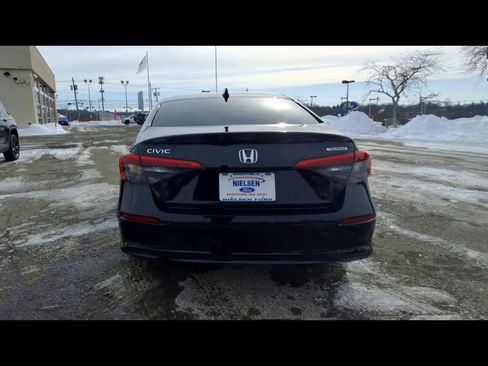 Used 2023 Honda Civic Touring image 7