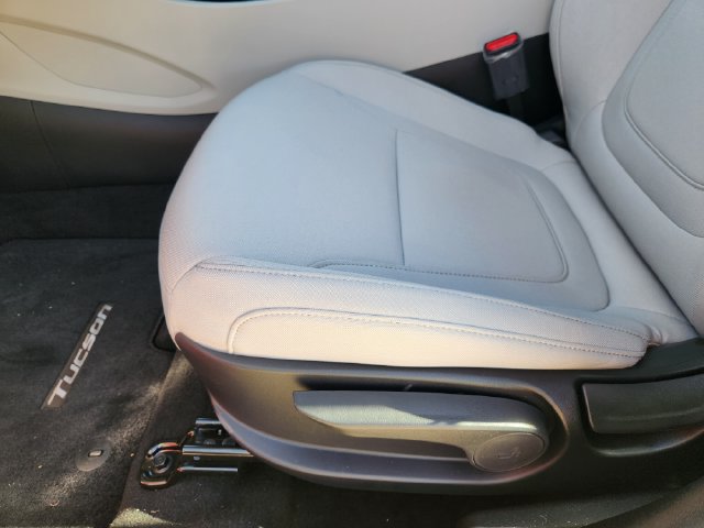 New 2026 Hyundai Tucson SE FWD image 24