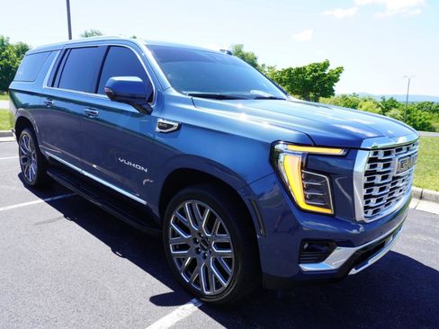 Used 2026 GMC Yukon XL Elevation w/ Elevation Premium Package AWD/4WD image 20