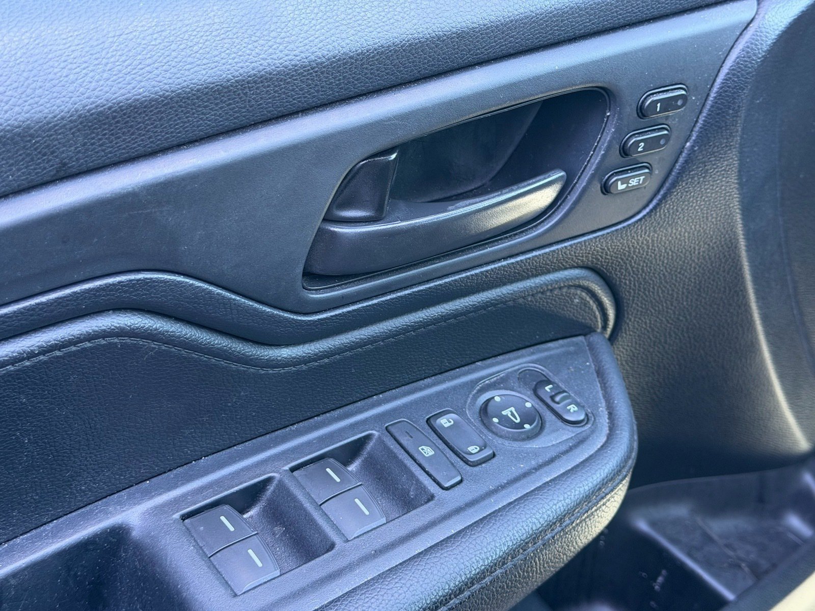 Used 2024 Honda Odyssey Sport image 14