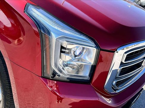 Used 2015 GMC Yukon SLT image 28