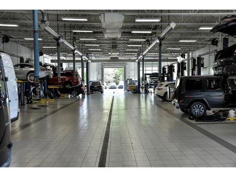 Used 2015 Mercedes-Benz ML 250 ML 250 BlueTEC image 18