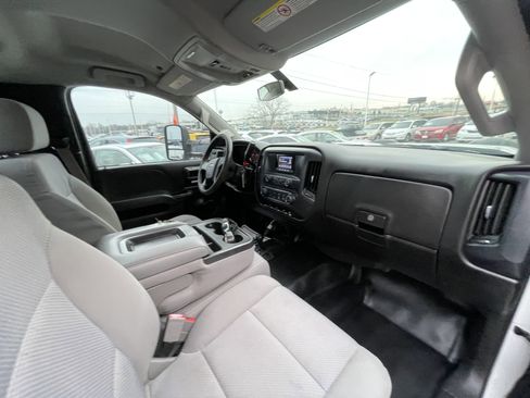 Used 2015 Chevrolet Silverado 3500 W/T w/ Snow Plow Prep Package image 10